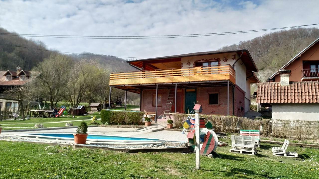 Country House Lozanjska Terasa Guest House Exterior foto